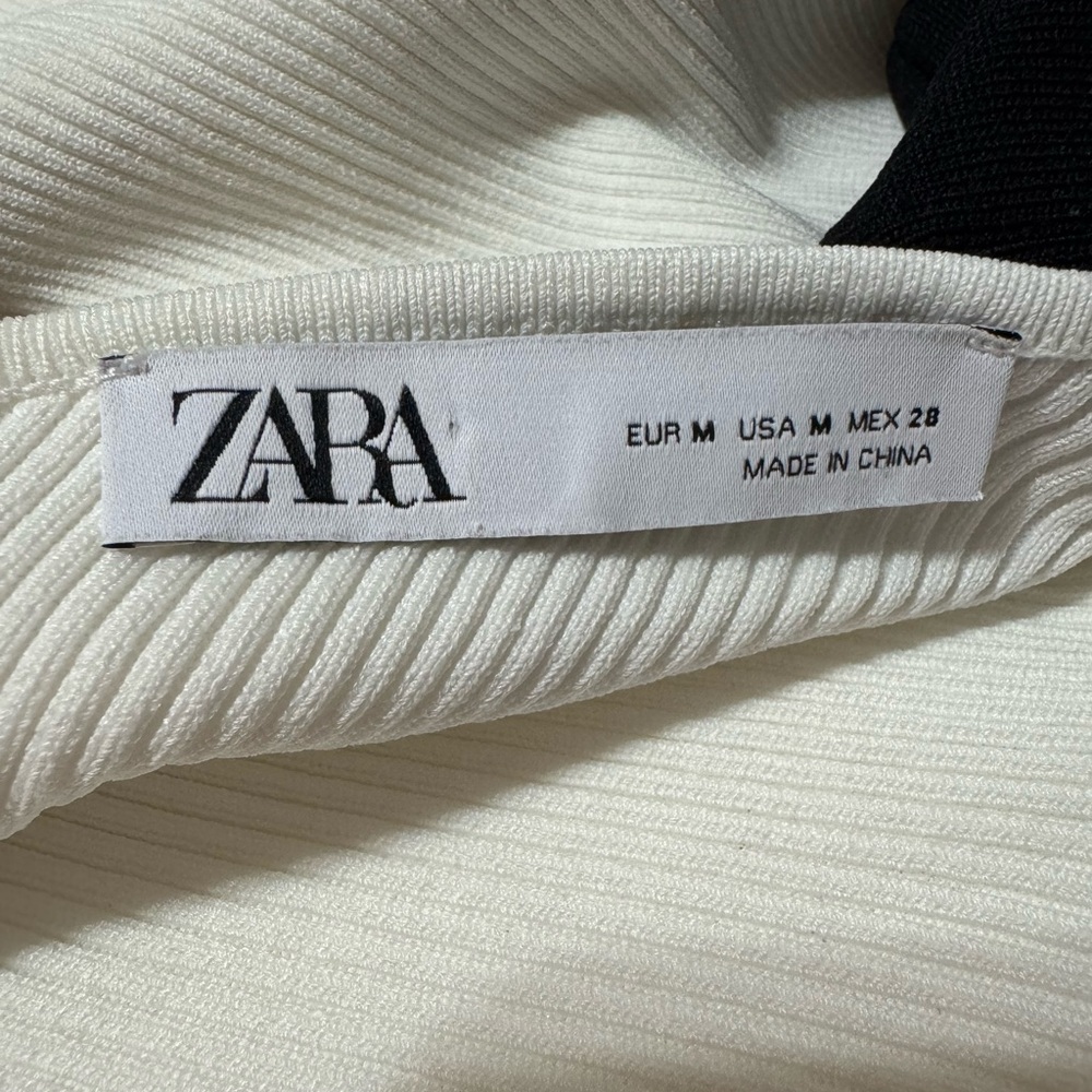 Zara | White One Shoulder Bow Top | Medium - Picture 5 of 6